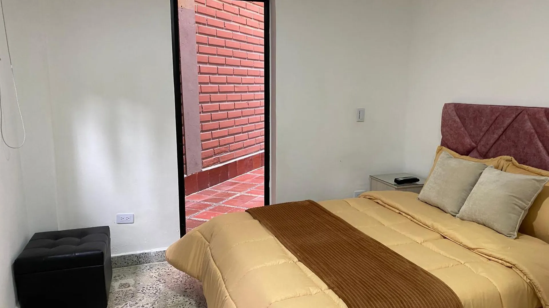 Loft & Parking El Poblado Closest To You 102 Medellín 0*,